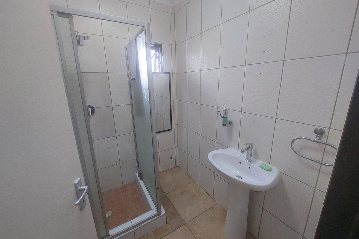 For Sale  Cimbebasia - Freestanding house - Photo 5