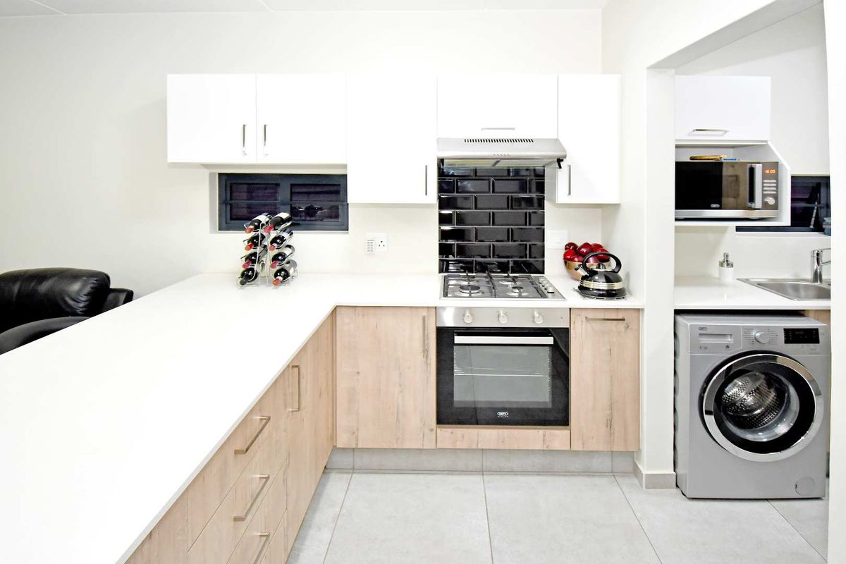 Pet-friendly Estate Living - Your dream home in Springwood! - Photo 5