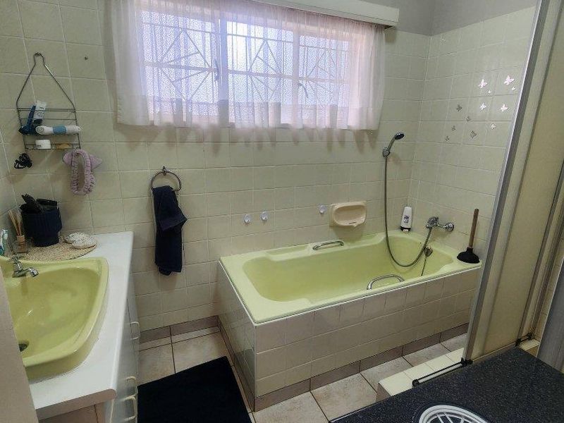 2 Houses on 1 erf - Photo 10