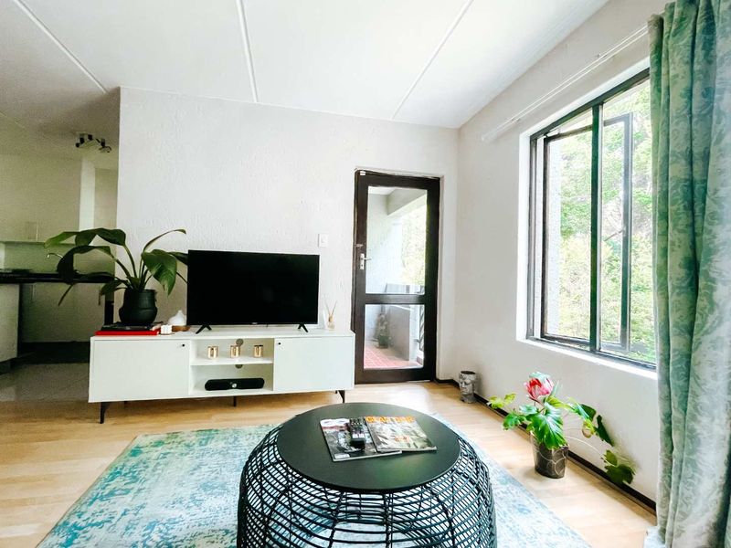 ONE BEDROOM APARTMENT FOR SALE IN MORNINGSIDE - Photo 6