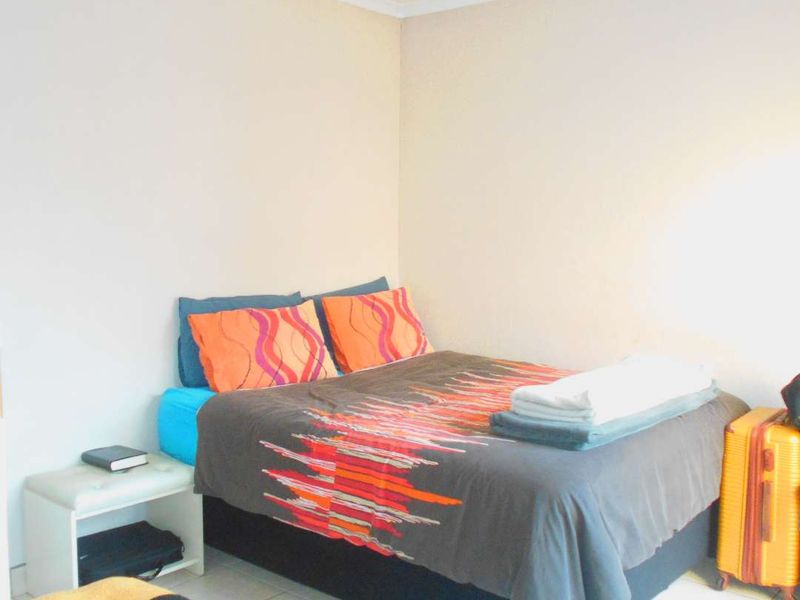 Elegant living ,charming comfort -your perfect place to call home. - Photo 7