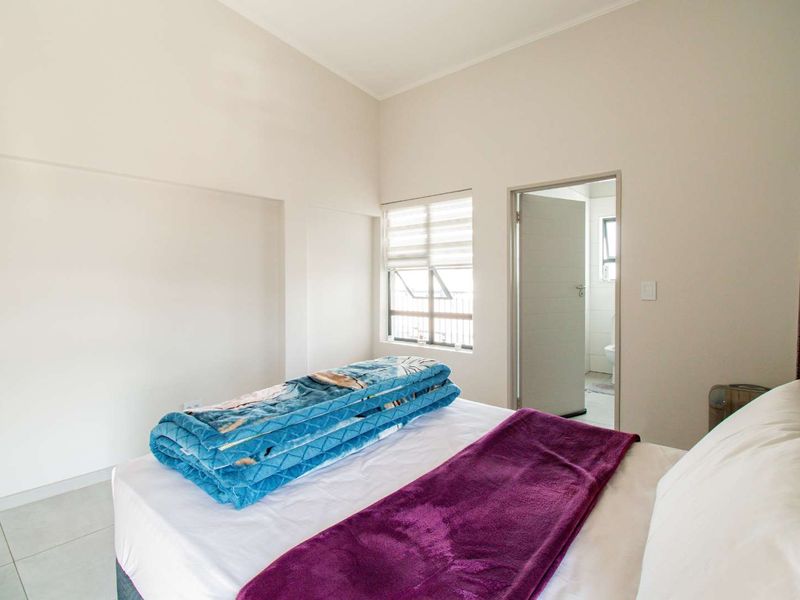 Welcome Home to Your Modern Two Bedroom Apartment! - Photo 10