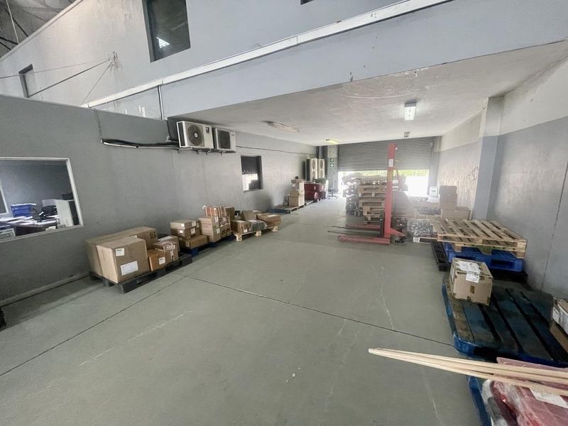 Hendra - Prime 1 004 sqm Industrial Unit – For Sale | Riverhorse Valley - Photo 6