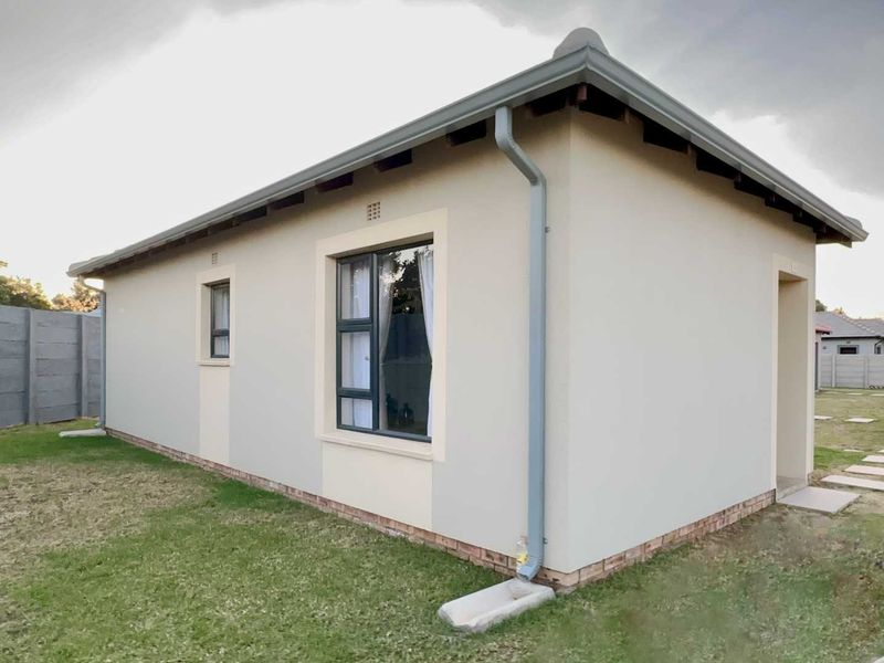 Daveyton New Modder - R732 200- Brand New Home - Photo 5