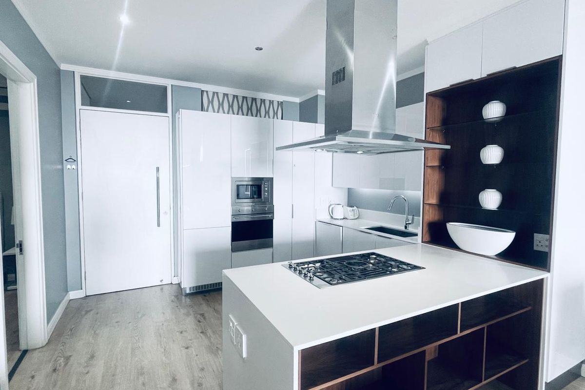 2 Bedroom Apartment in Morningside - Photo 4