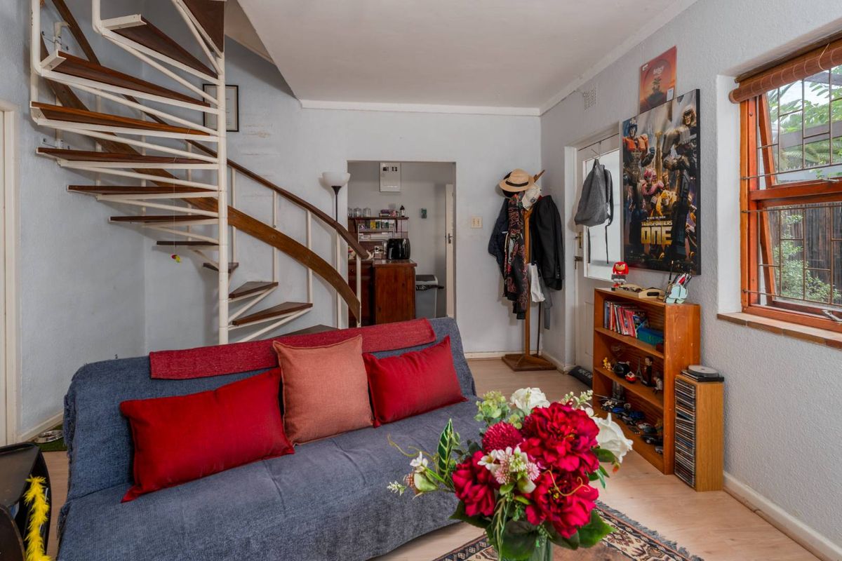 Pretty as a picture and neat as a pin, this brand new release is going to be your win! - Photo 3