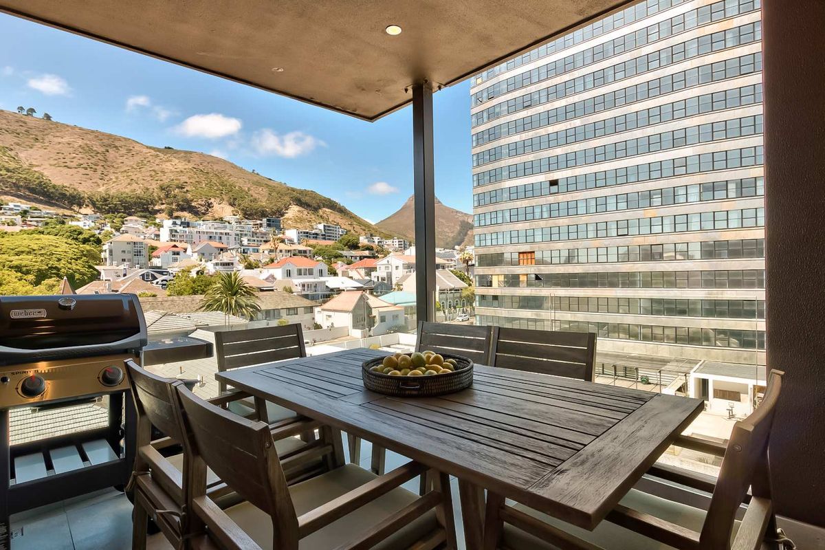 1 Bed | 1 Bath | Patio | Views | Park Bay | AirBNB Ready | Fully Furnished | 24 hour Security - Photo 2