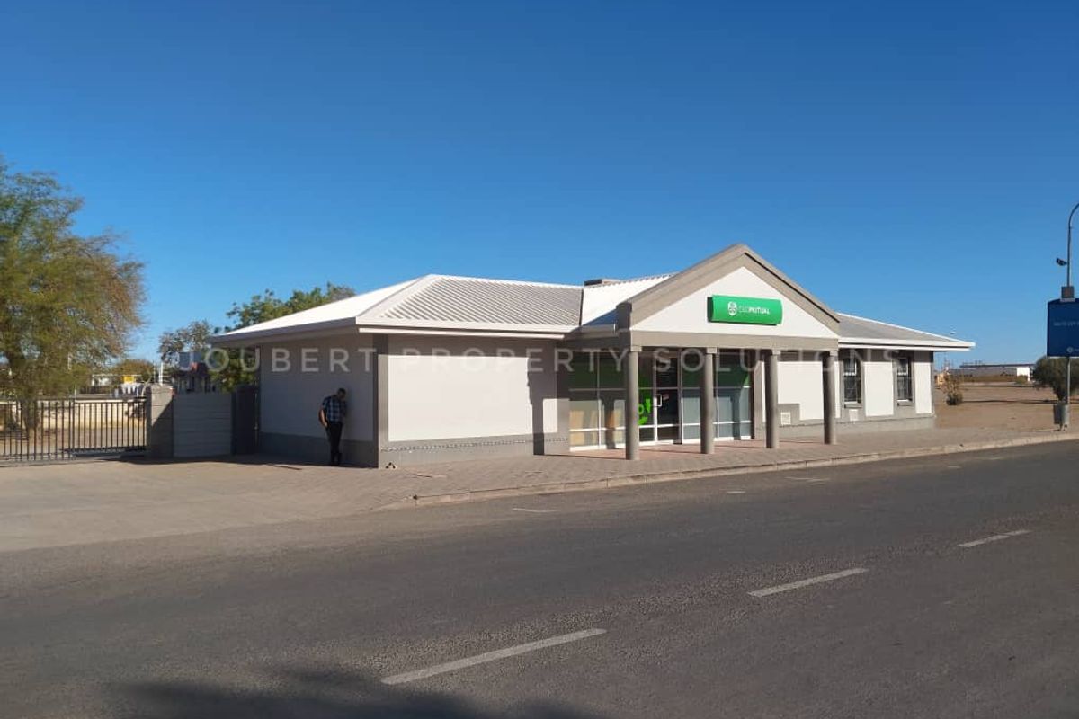 BUSINESS INVESTMENT PROPERTY FOR SALE IN MARIENTAL - NAMIBIA - Photo 3