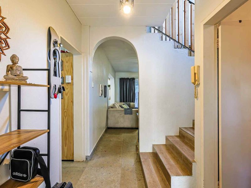 A Fresh Chapter Begins | Renovated Comfort with Room to Make It Your Own - Photo 5