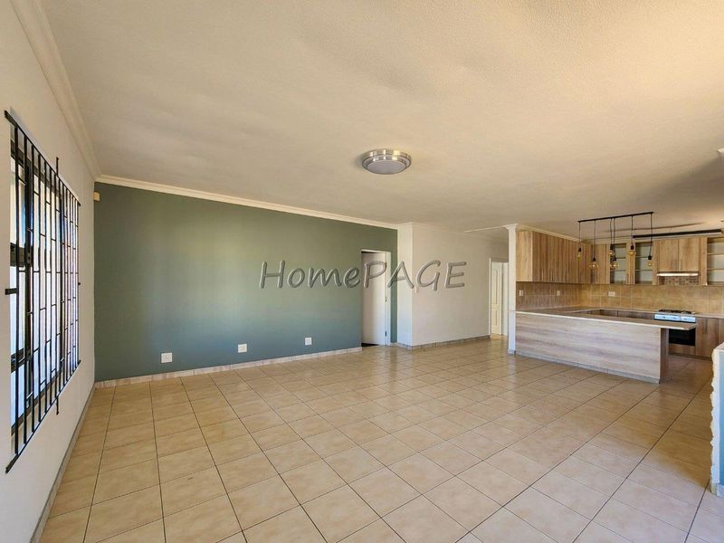 Ext 10, Henties Bay:  Newly renovated 3 Bedr home on the south dune - Photo 10