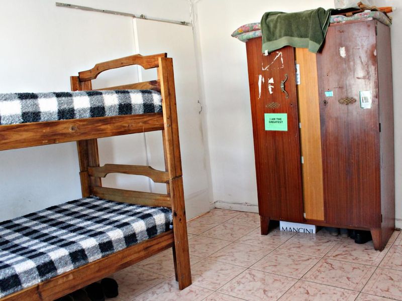 3 Bedroom Family Home For Sale - Photo 10