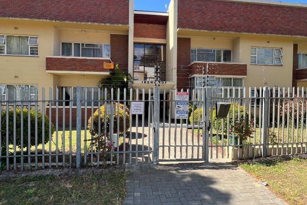 2 Bedroom Flat For Sale In Silveroaks Kuils River - Photo 2