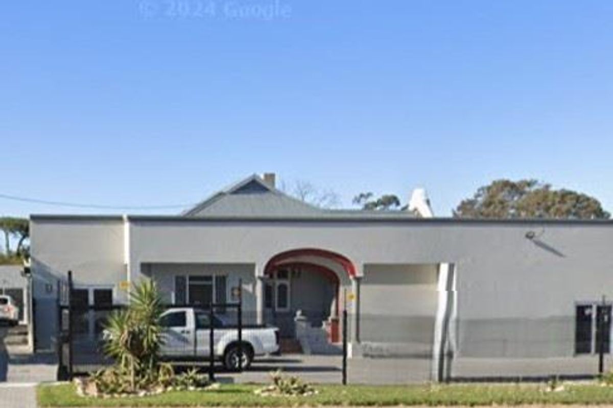 Versatile Open-Plan Office Space in the Heart of Walmer - Photo 3