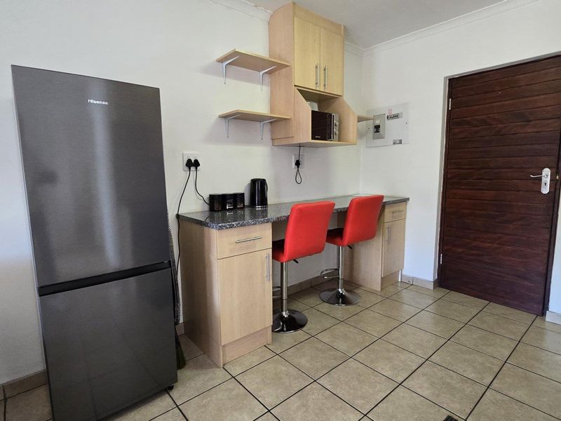 2 bedroom apartment for sale in Castle View - Photo 10