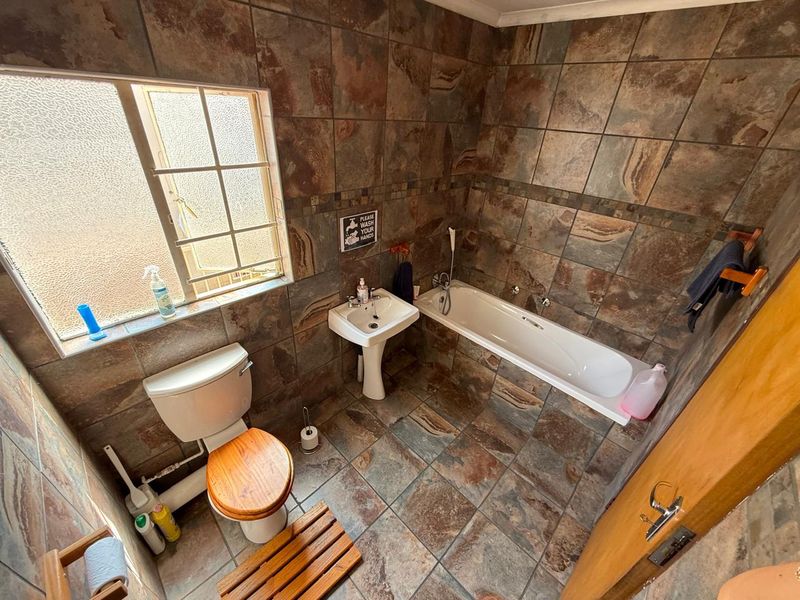 Rare 2-in-1 Office Opportunity in Westdene!!! - Photo 9