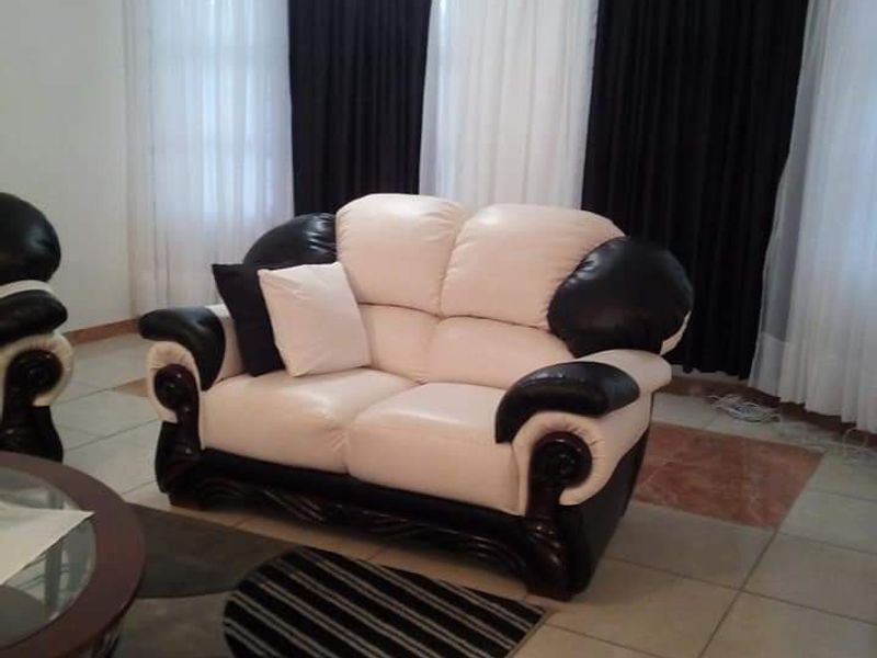 Family House with 3 Flats for Sale, Swakopmund Tamariskia - Photo 8