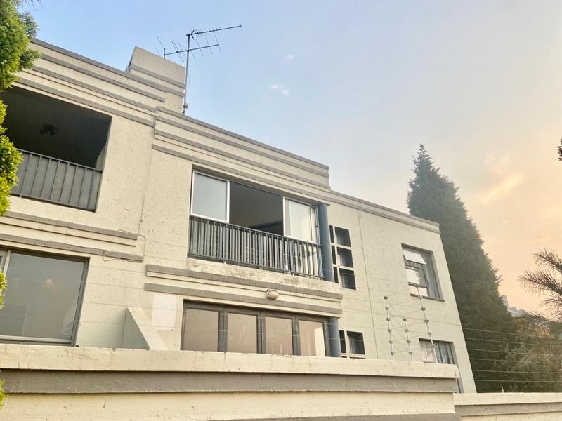 2 Bedroom and 2 Bathroom Townhouse for Sale! - Photo 4