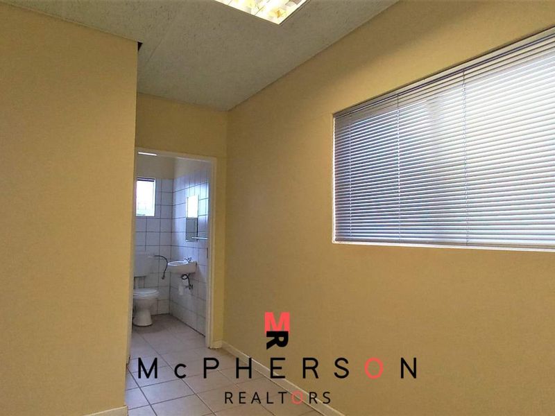 COMMERCIAL PROPERTY FOR SALE - Photo 9