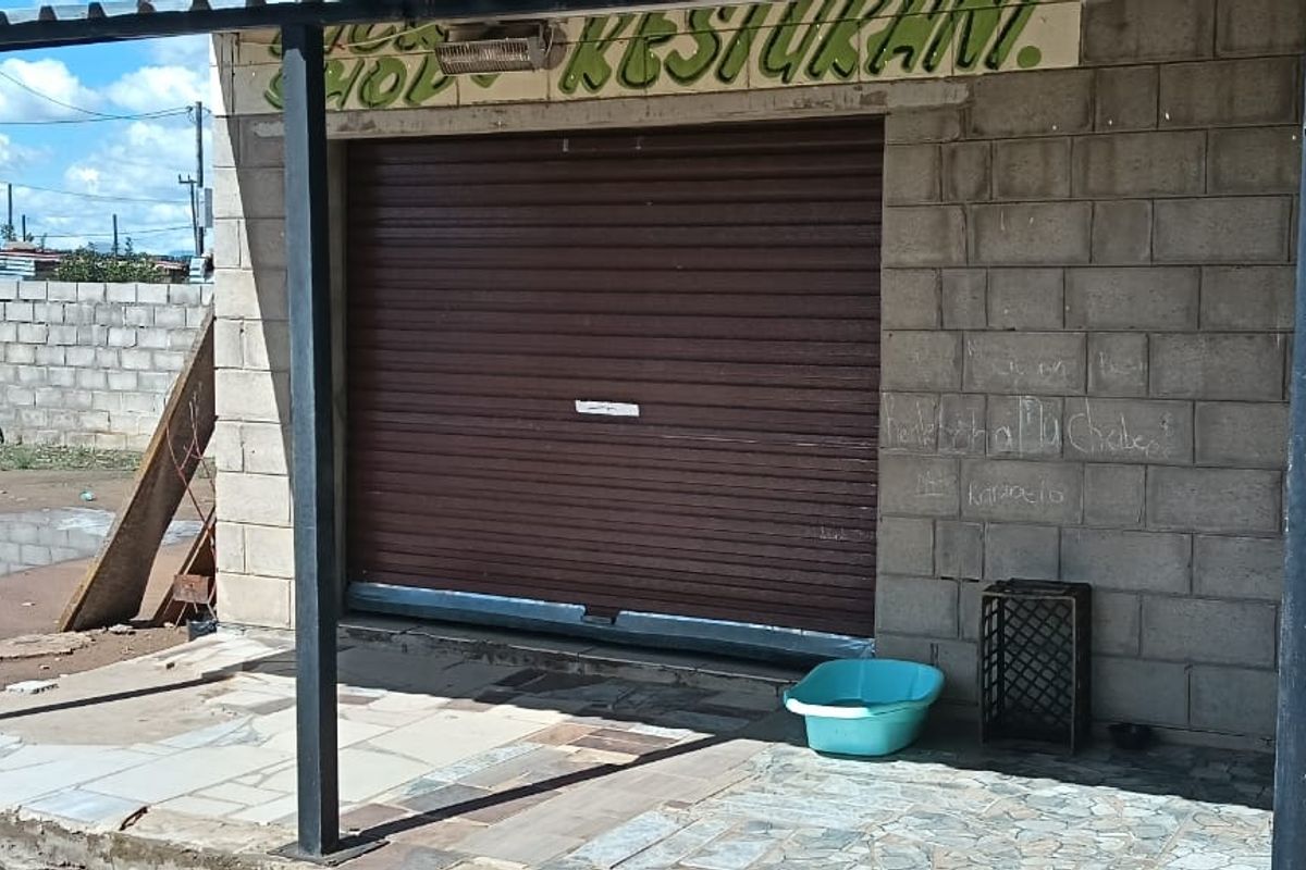 MULTIPURPOSE HOUSE WITH BUSINESS LICENCE. PIRICE INVLUDE TWO PLOTS - Photo 2