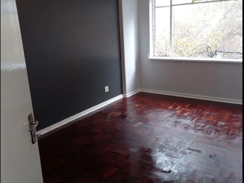 Explore Ideal Living: Security & Convenience Combined! - Photo 4