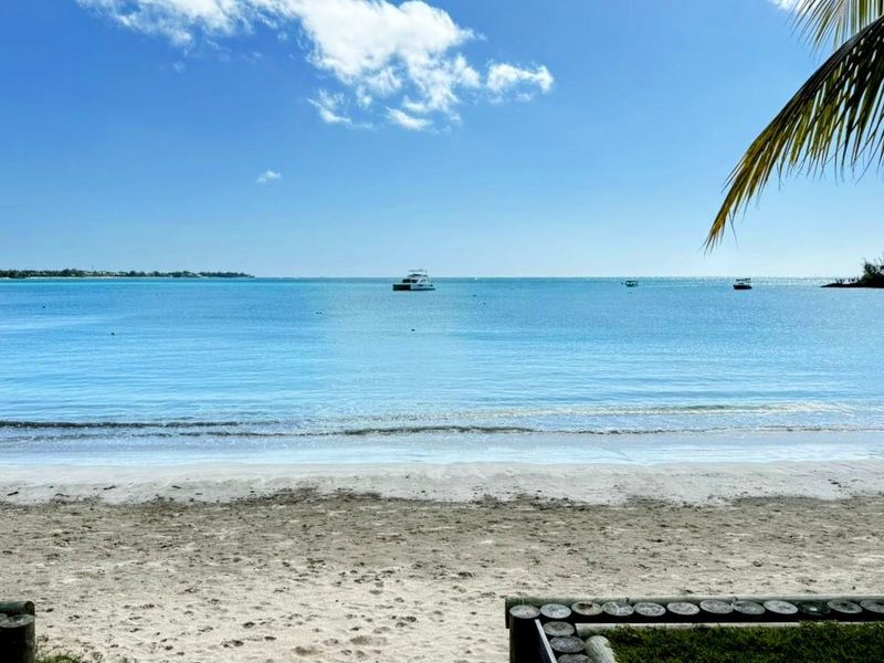 Ultra Premium Beachfront Sanctuary - Photo 1