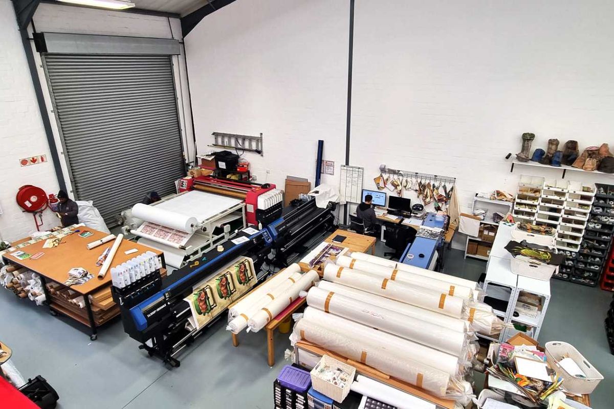 Double Volume Warehouse in Excellent Condition - Photo 3