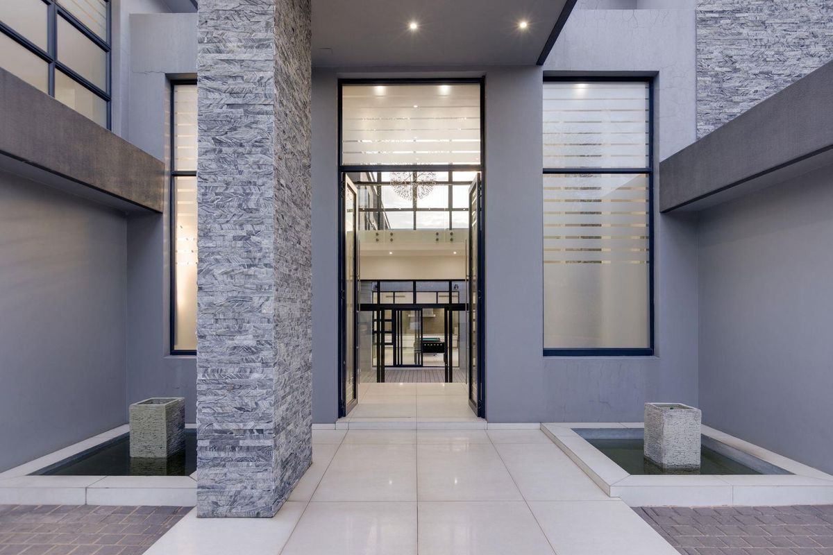 Exceptional architectural excellence - Photo 2