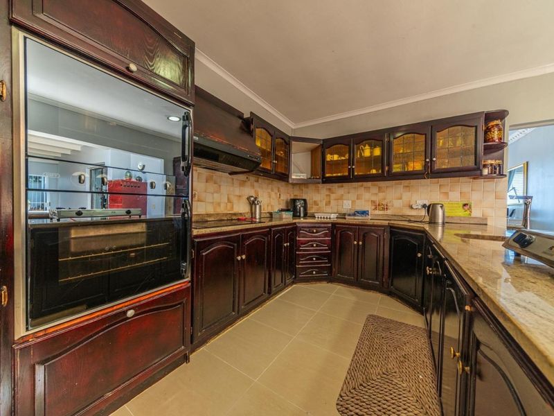 Spacious Furnished Loevenstein Home with Panoramic Views - Photo 10