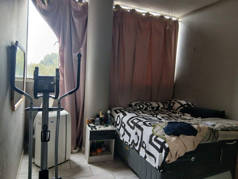 Fourth Floor Apartment with views for sale - Photo 3