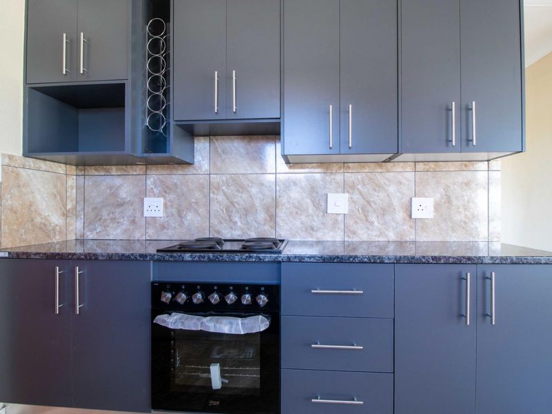 OFF PLAN NEW DEVELOPMENT, ALL COSTS INCLUDED, BUY DIRECT FROM THE DEVELOPER, FULL TITLE STANDS. NO DEPOSITS / 100% BONDS (dependent on client profile) (You may - Photo 5