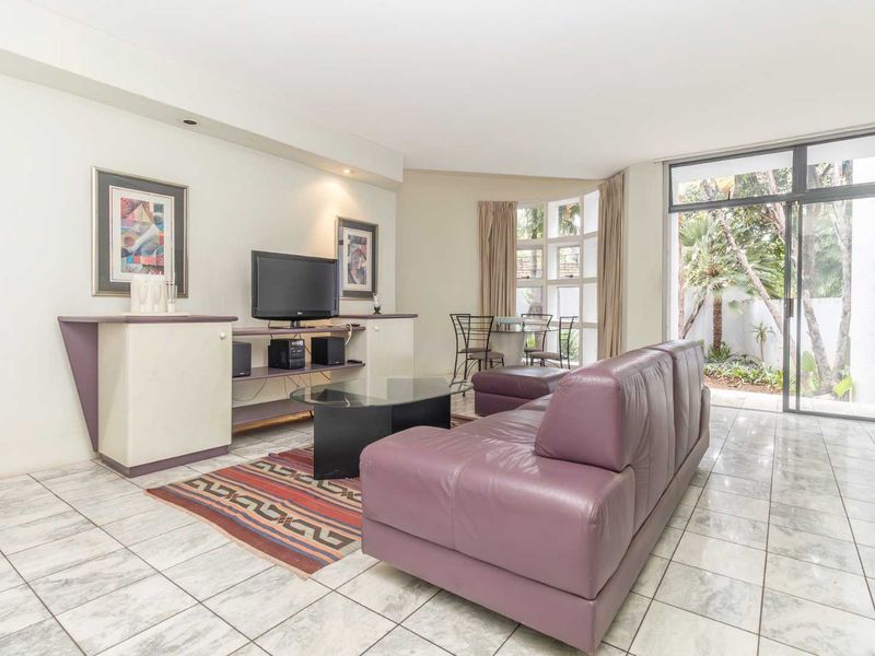 Duplex Townhouses to Let in Saints Manor, Lyme Park - Photo 10