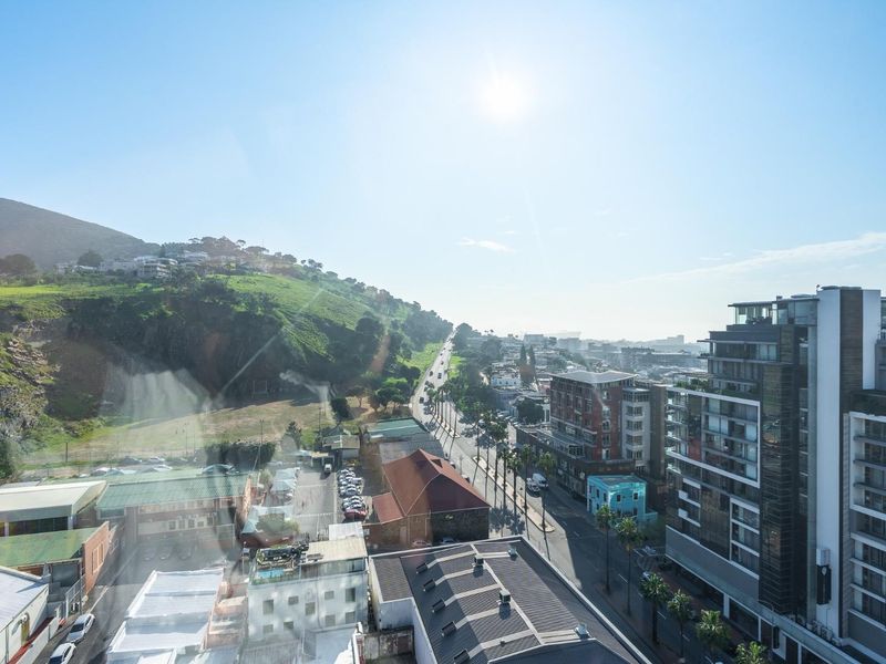 Luxurious Fully Furnished De Waterkant Apartment - Photo 10