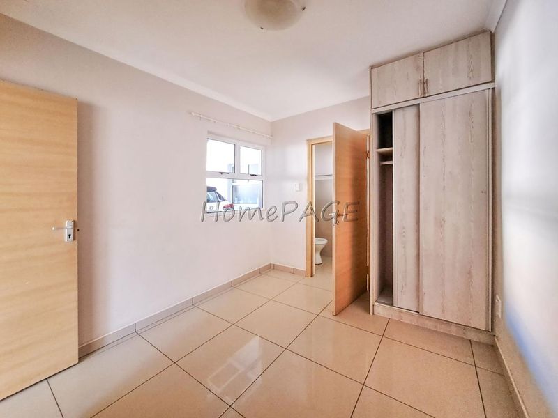 Hermes, Walvis Bay:  Very neat 2 Bedr unit in Natalie Park is for sale - Photo 10