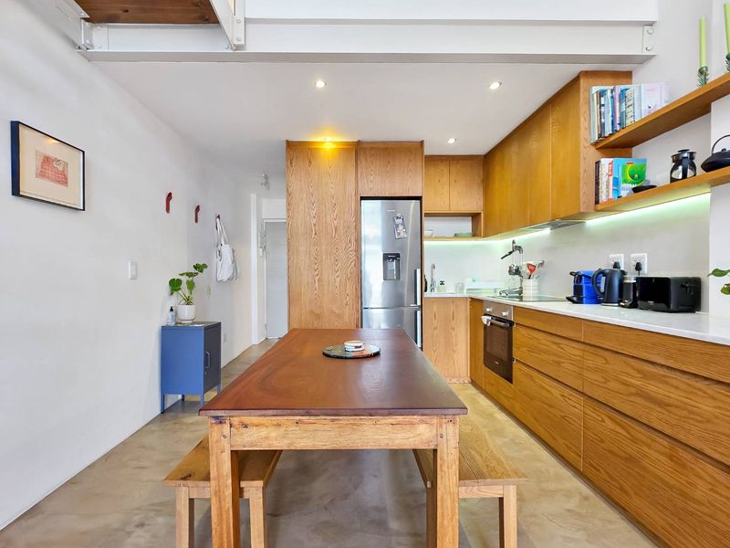 Airbnb-Friendly Loft Apartment in De Waterkant - Photo 5