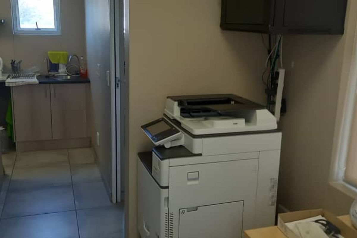 Investment Property -  A Grade Office Unit For Sale - Klein Windhoek - Photo 5