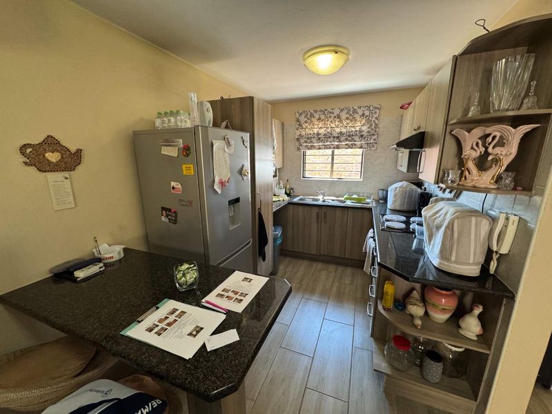 Duplex Townhouse for Sale - Photo 8