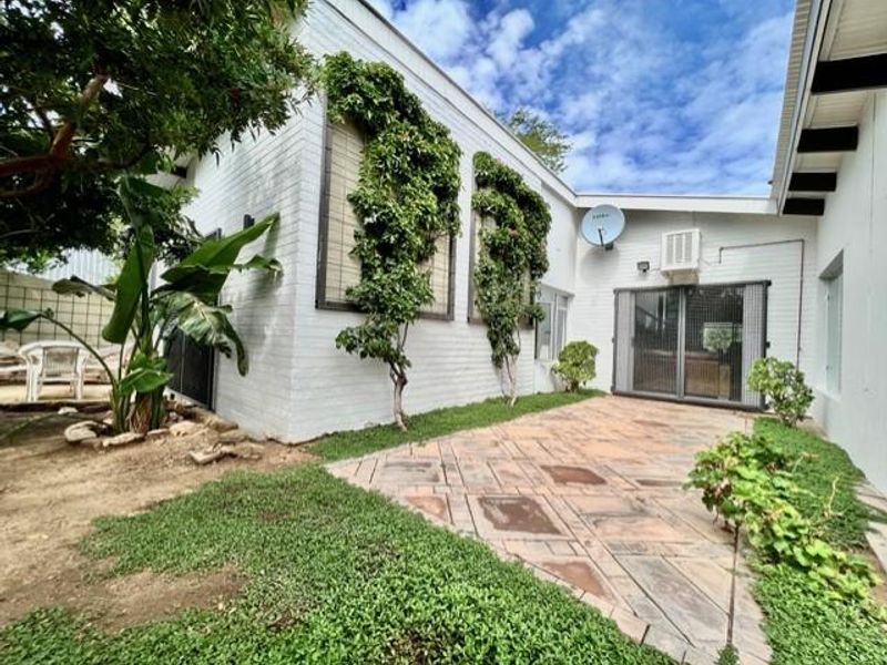 3 Bedroom House To Let in Klein Windhoek - Photo 7