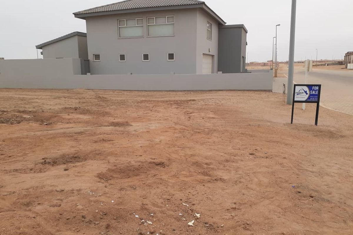 ERF FOR SALE IN HENTIES BAY - MINUTES WALK FROM OCEAN - Photo 3