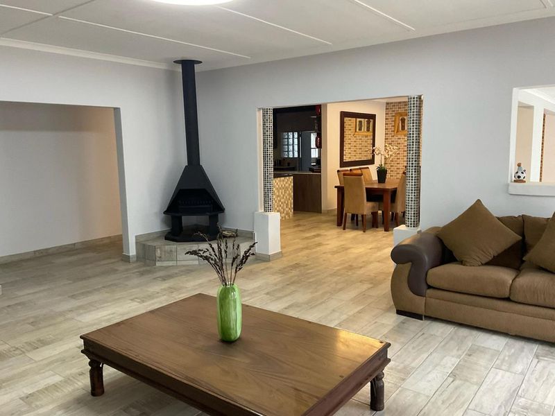 PRIME MULTI PURPOSE PROPERTY FOR SALE IN JOOSTENBERGVLAKTE - Photo 4