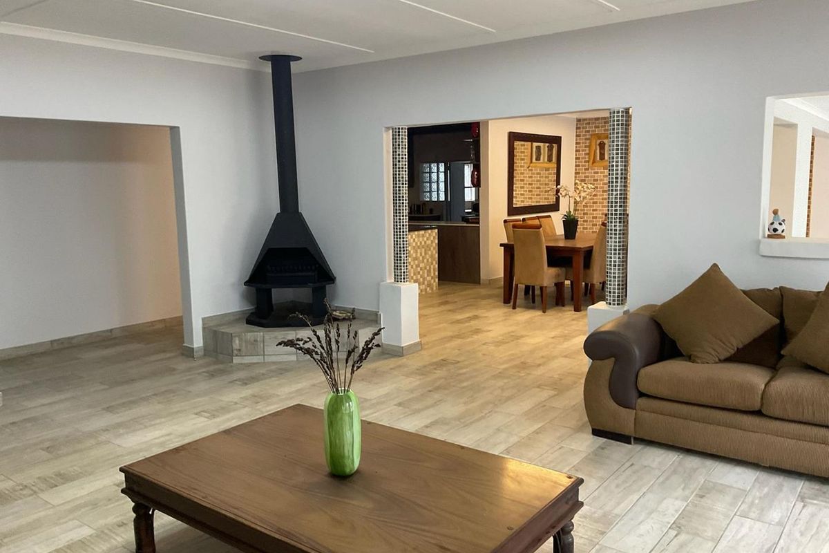 PRIME MULTI PURPOSE PROPERTY FOR SALE IN JOOSTENBERGVLAKTE - Photo 4