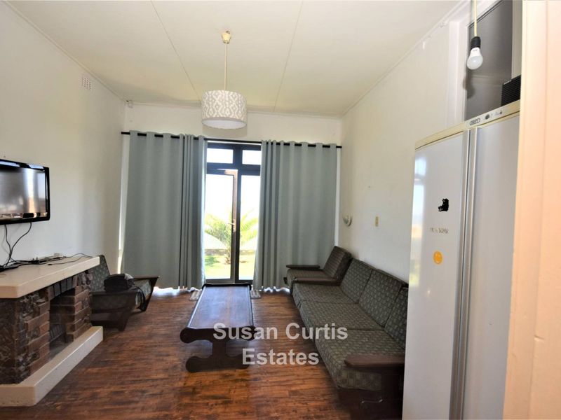 Prime Location - Photo 3