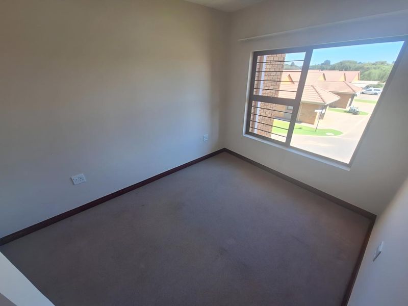 Charming 1-Bedroom Apartment in Country Life Retirement Village, Brentwood Park - Photo 5