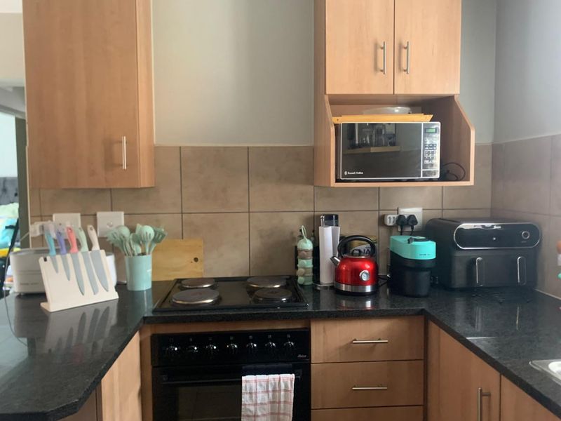 **Spacious 2-Bedroom Apartment for Sale in Route 82 Security Village - Photo 2