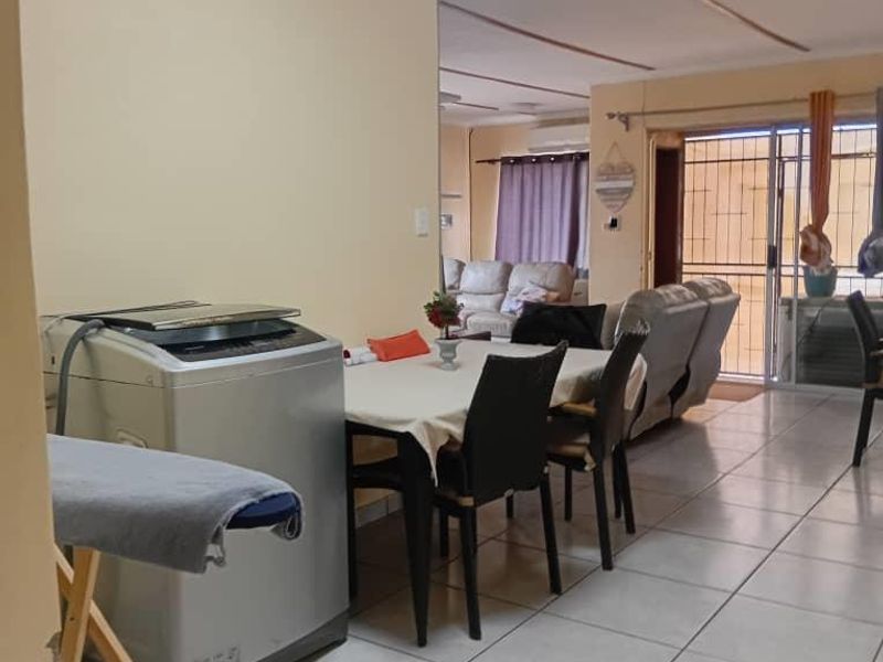 Buy a 3 bedroom house is Okahandja, Extension 8, N$ 1150 000 cost exclusive - Photo 8