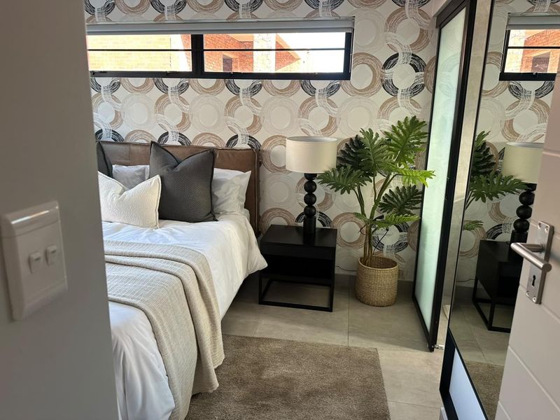 The Space You've Been Waiting For. The Lifestyle You've Earned. - Photo 8