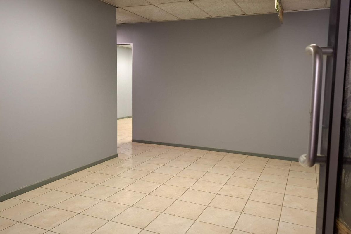 **Spacious Office Space Available for Lease** - Photo 4