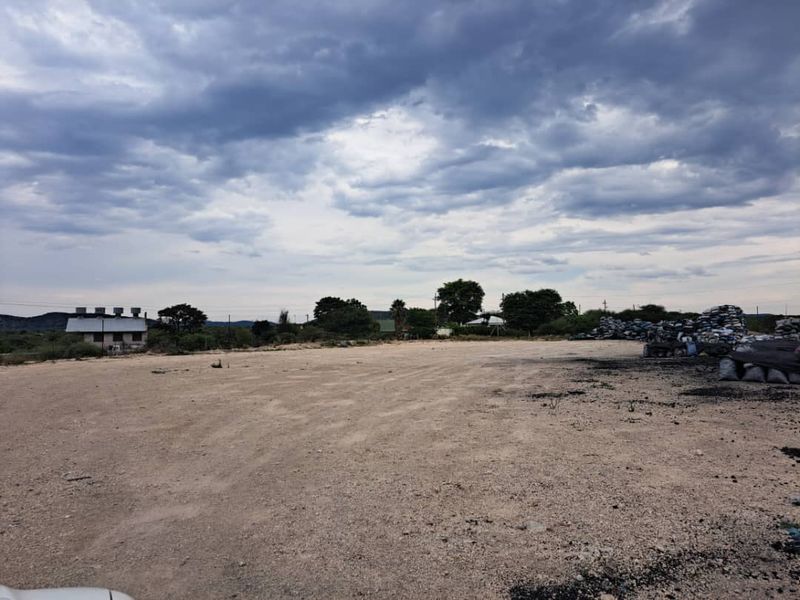 FOR SALE- INDUSTRIAL WAREHOUSE IN OUTJO, NAMIBIA - Photo 3
