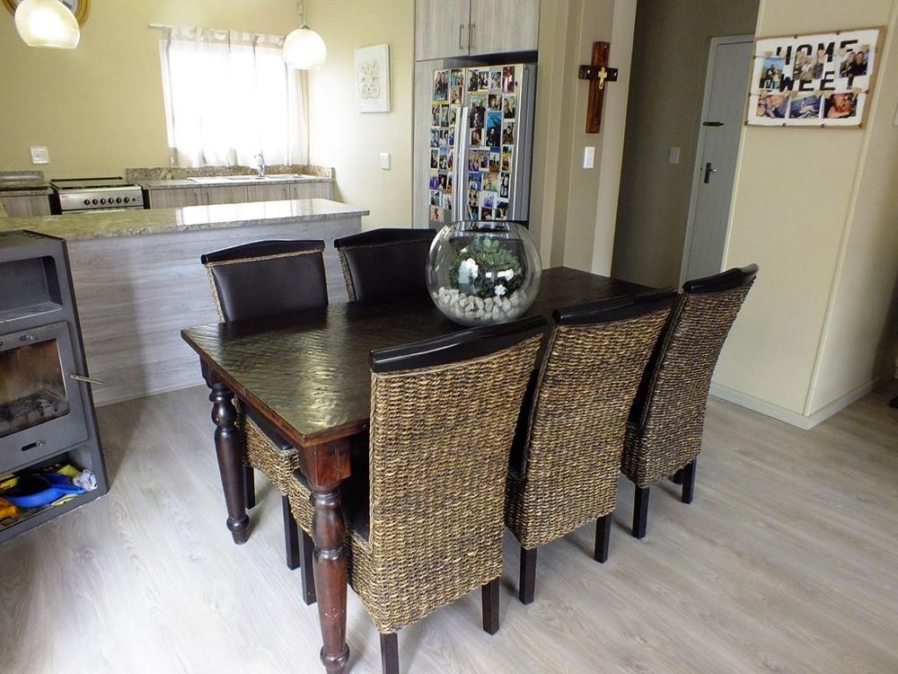 Open plain kitchen and dining room 