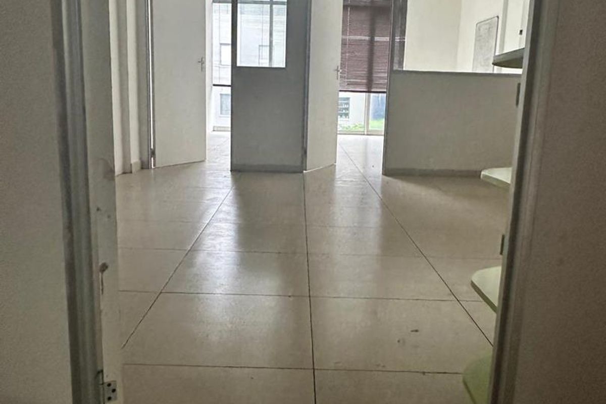 Massive 2 bedroom apartment at the heart of Umhlanga - Photo 4