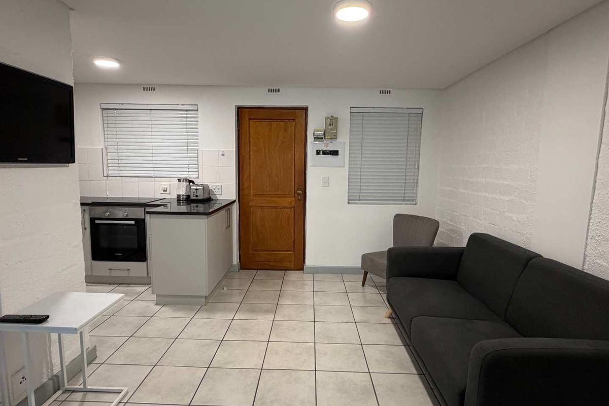 Furnished Two-Bedroom Unit to Rent Close to Stellenbosch University - Photo 3